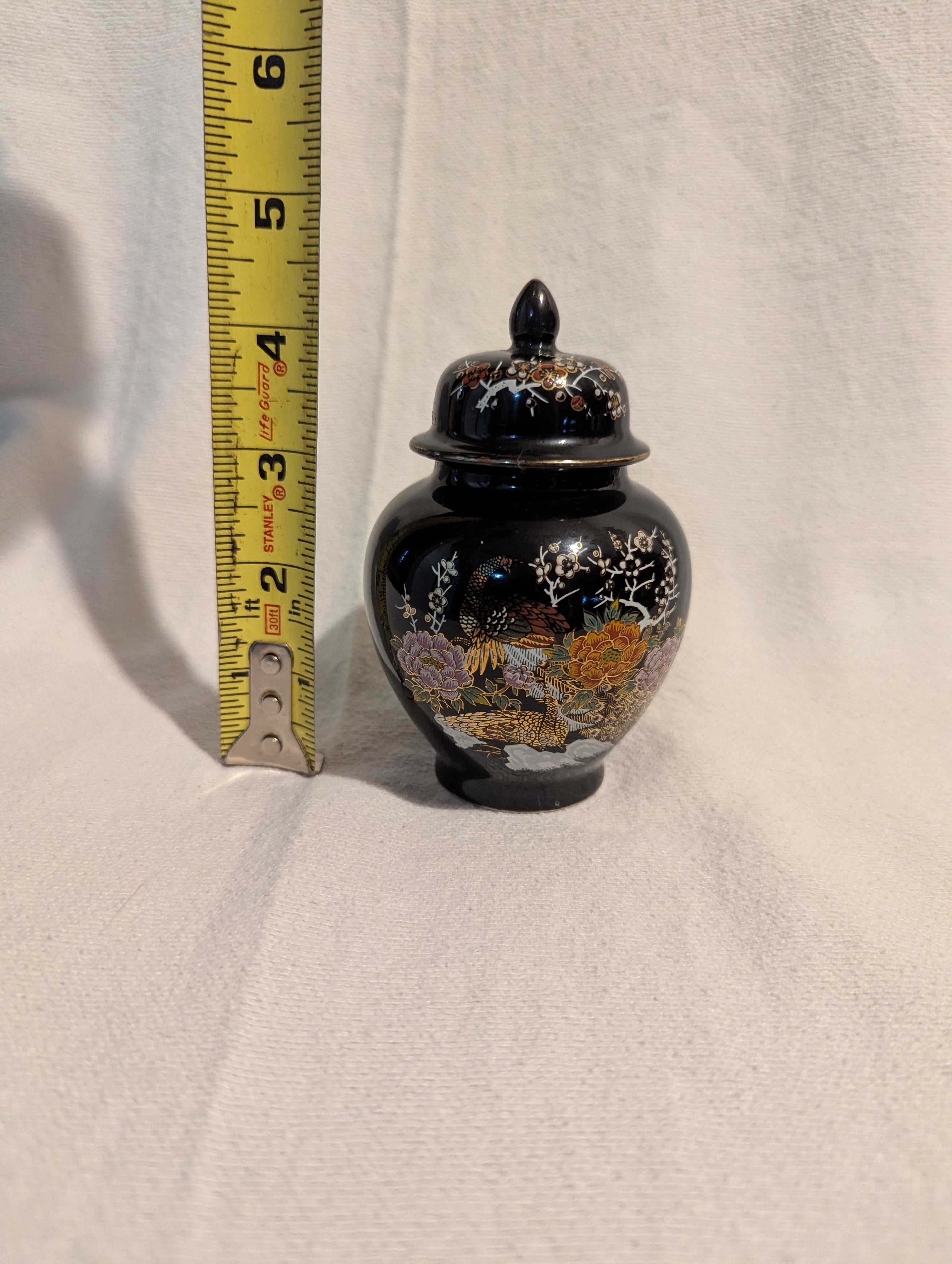 Vintage Japanese Ginger Jar 4.5 inches